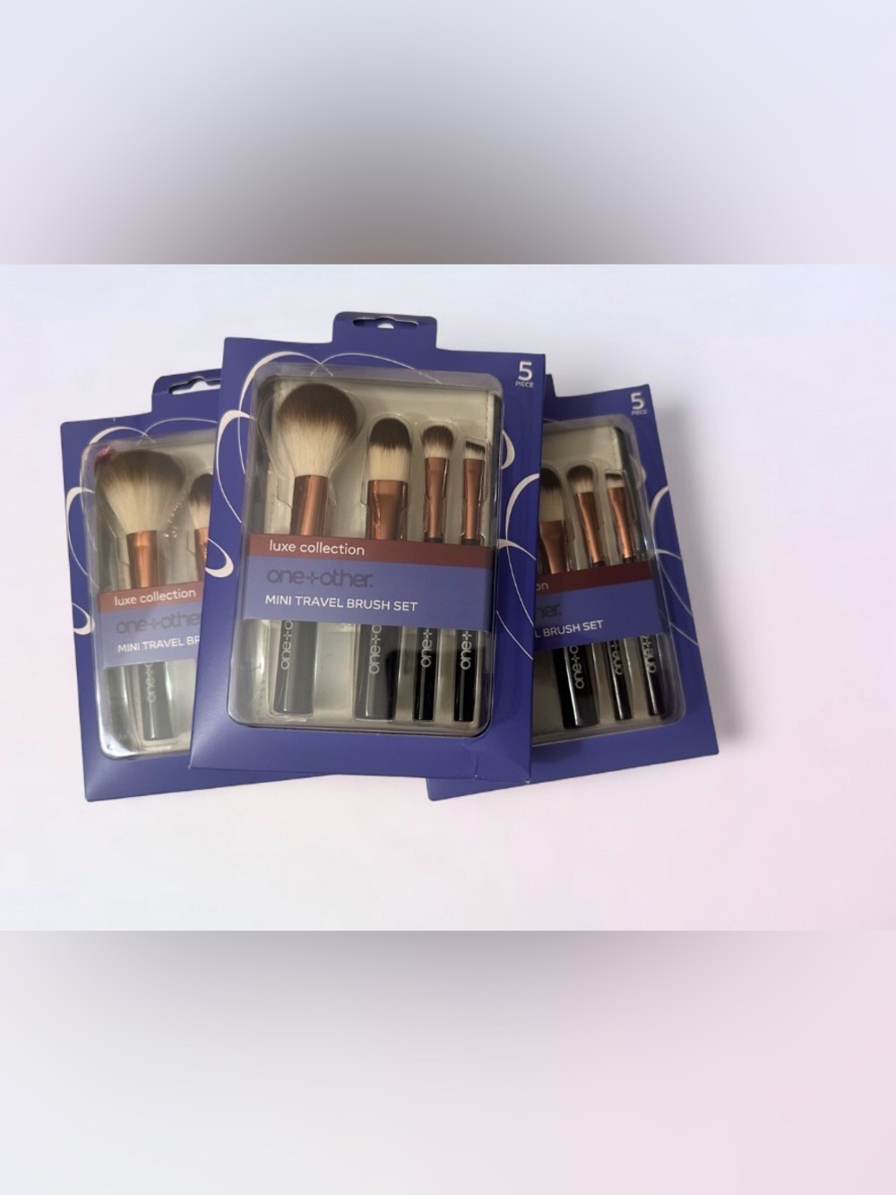 Luxe Collection Mini Travel Brush Set with Storage Bag (multiple)